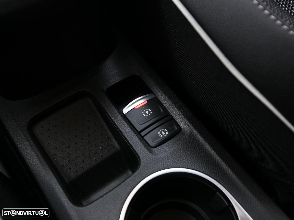 Renault Captur E-TECH PLUG-in 160 INTENS - 24