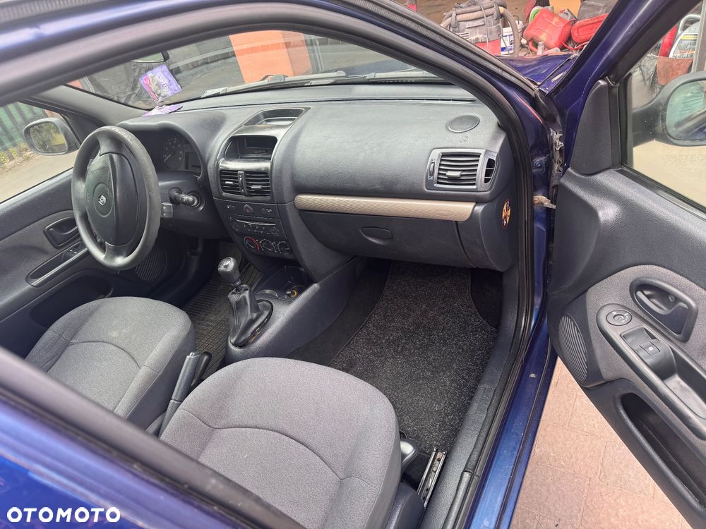 Renault Clio 1.5 dCi Extreme - 5