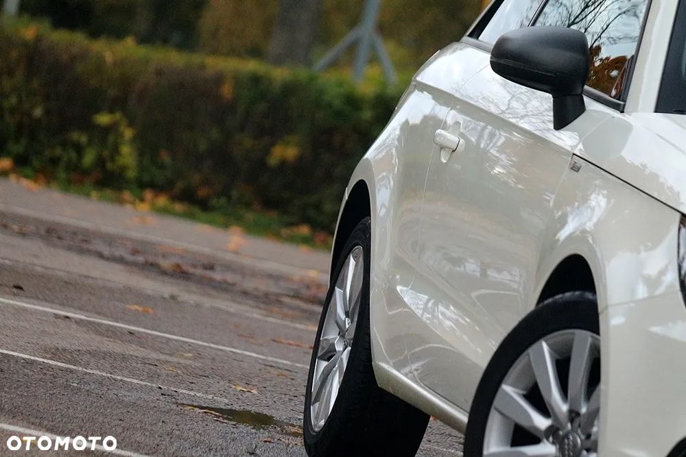 Audi A1 1.2 TFSI S line edition - 19