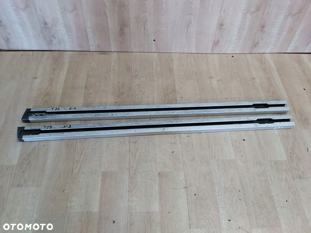 Toyota AVENSIS T27 szyna listwa bagażnika kombi - 1