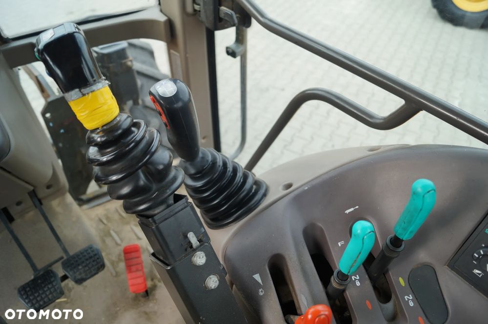 Renault Ares 556 RZ - 12