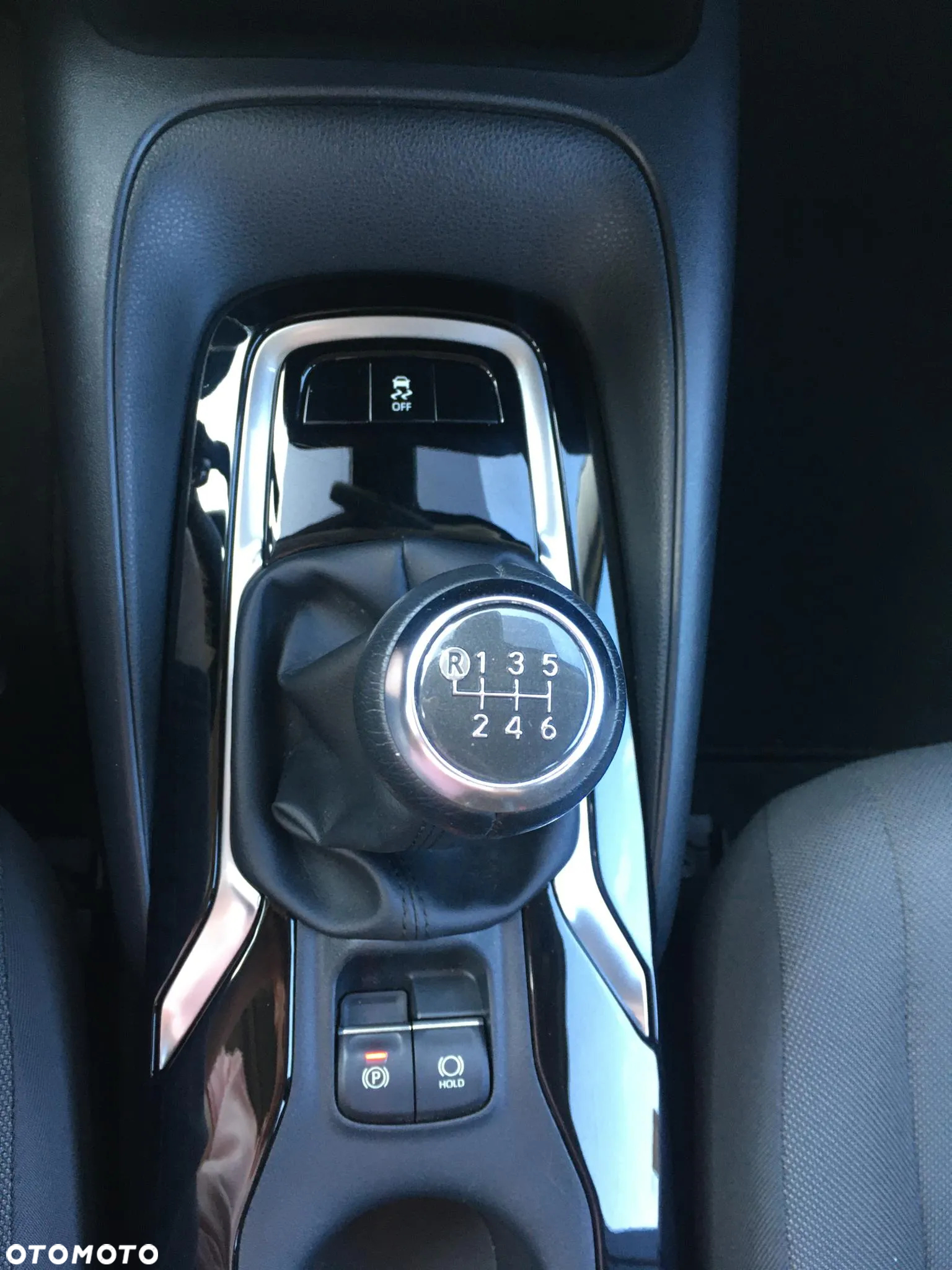 Toyota Corolla 1.5 Comfort - 24