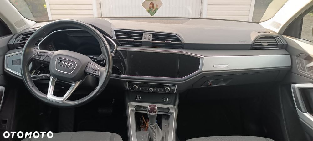 Audi Q3 35 TFSI S tronic - 14
