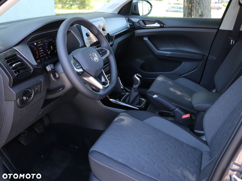 Volkswagen T-Cross - 10