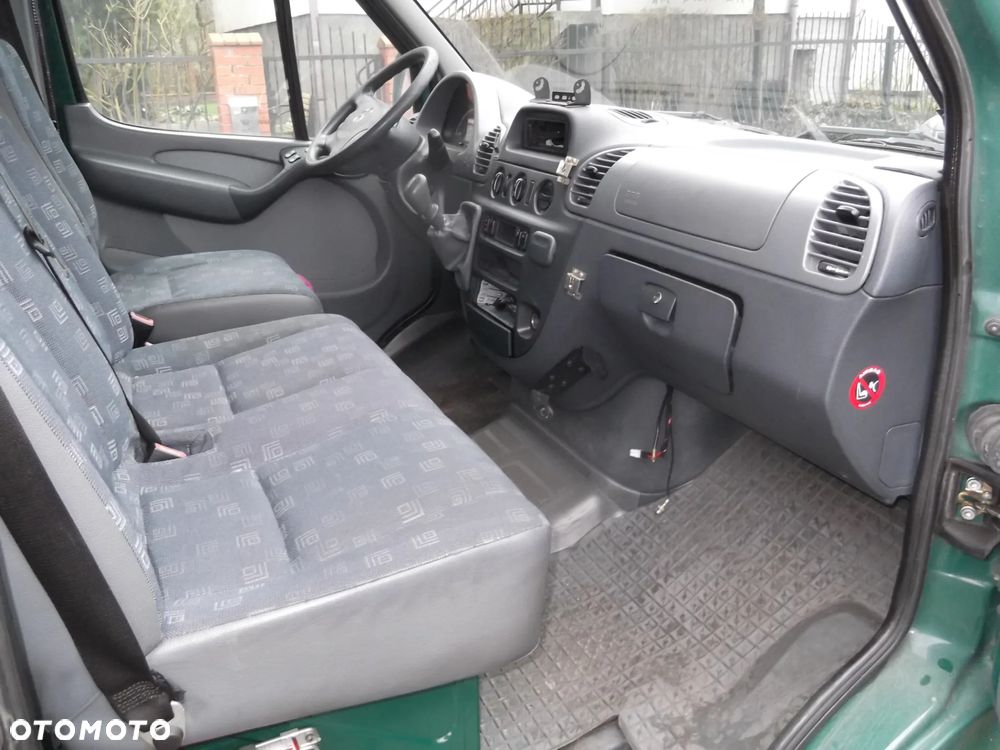 Mercedes-Benz Sprinter Specjalny 7-os z Agregatem - 16