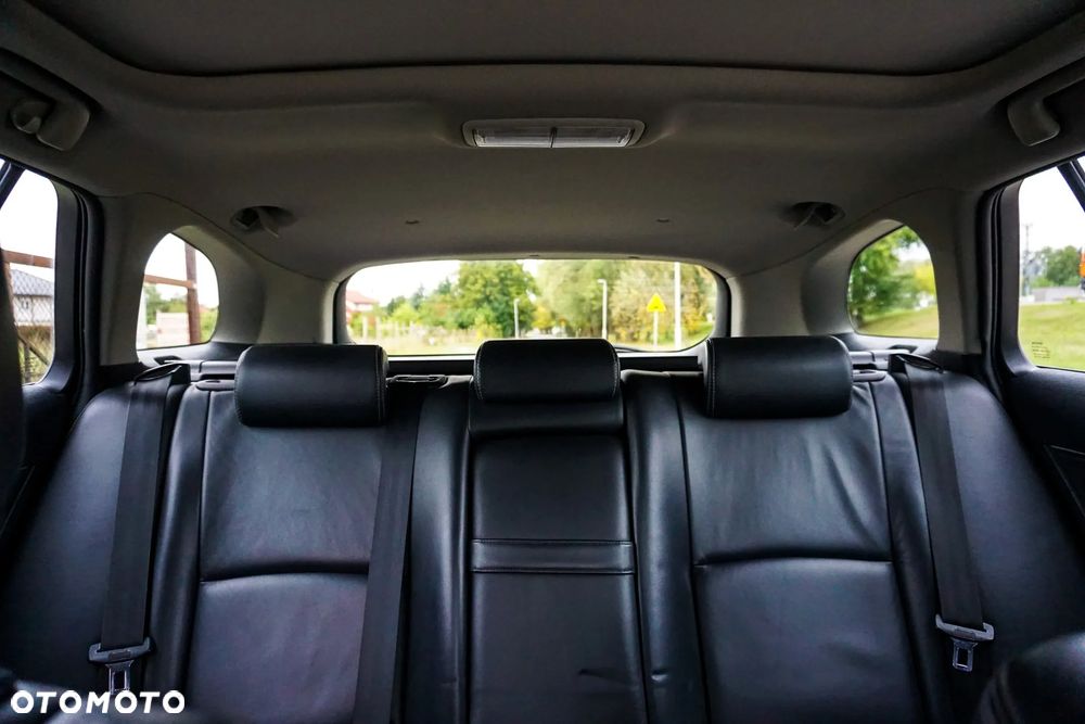 Toyota Avensis 2.0 Prestige NAVI - 31