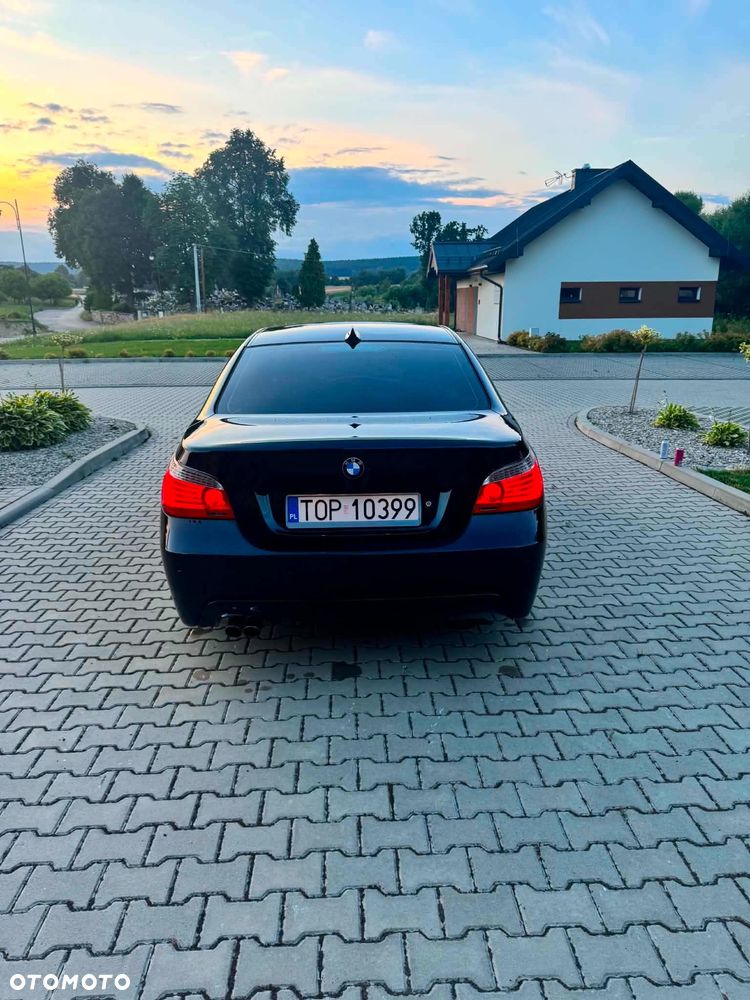 BMW Seria 5 525i - 2