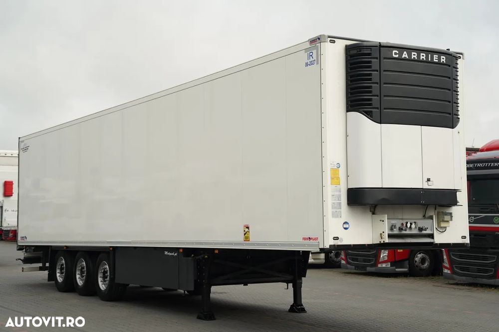 Schmitz Cargobull CAMION FRIGORIFER / TRANSPORT MAXIMA 1300 / AXĂ RIDICATĂ / COȘ PENTRU PALEȚI - 1