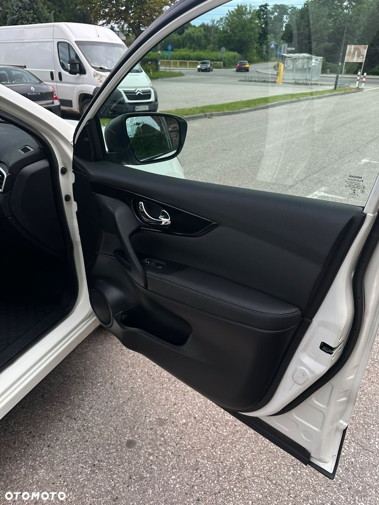 Nissan Qashqai 1.6 DCi Tekna Xtronic - 22