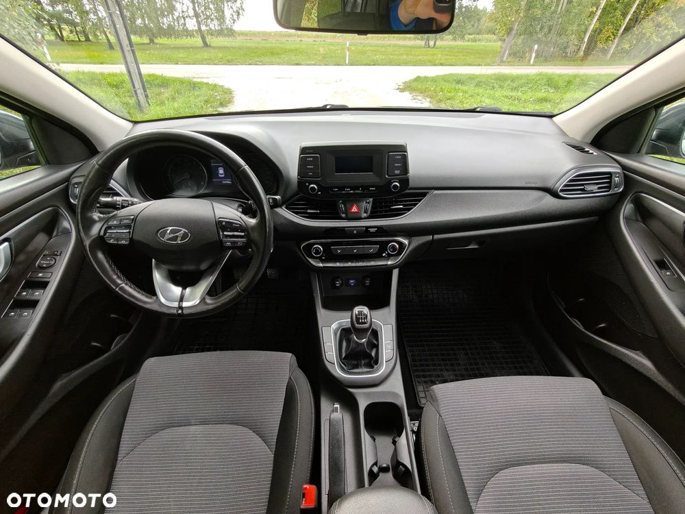 Hyundai i30 1.5 DPI Modern - 12