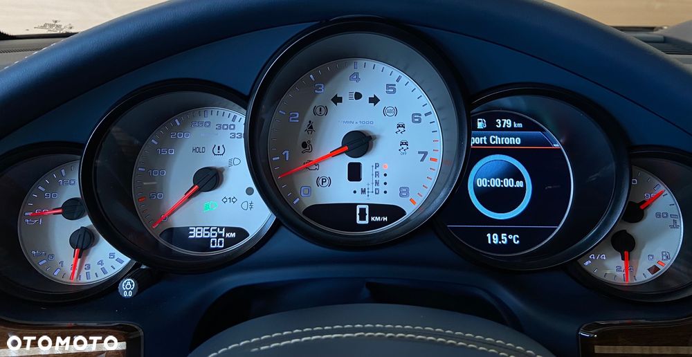 Porsche Panamera - 15