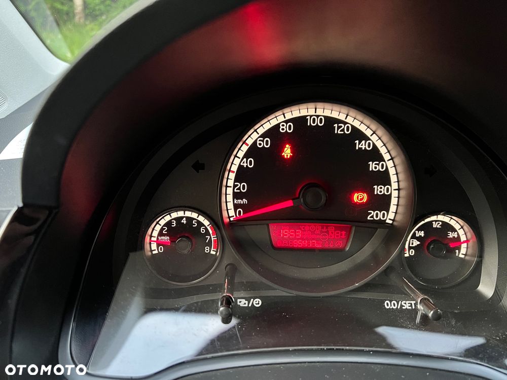 Volkswagen up! 1.0 move - 8