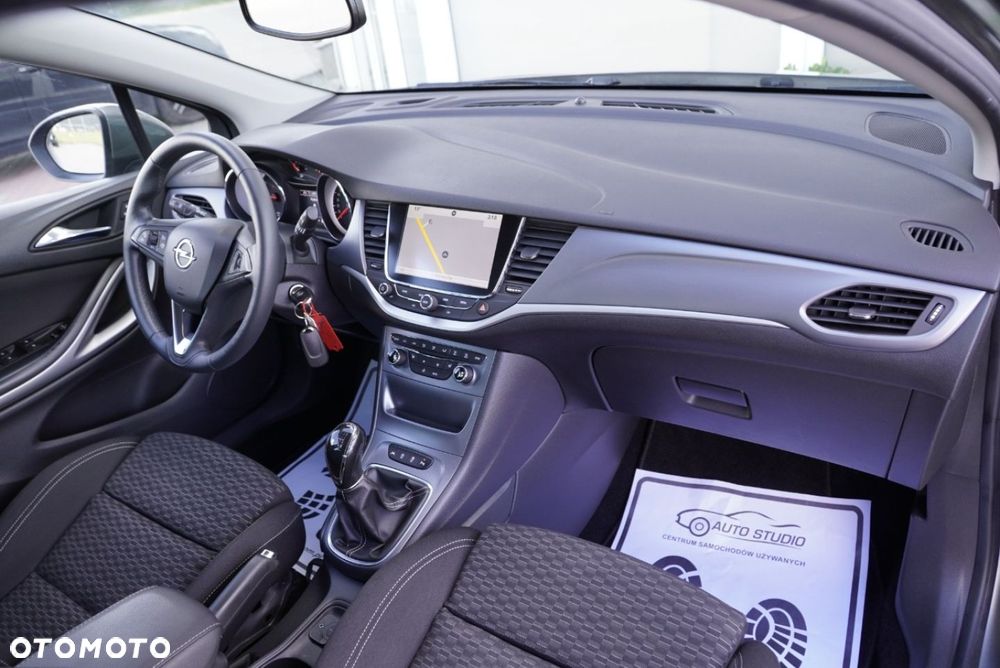Opel Astra 1.4 Turbo Innovation - 9