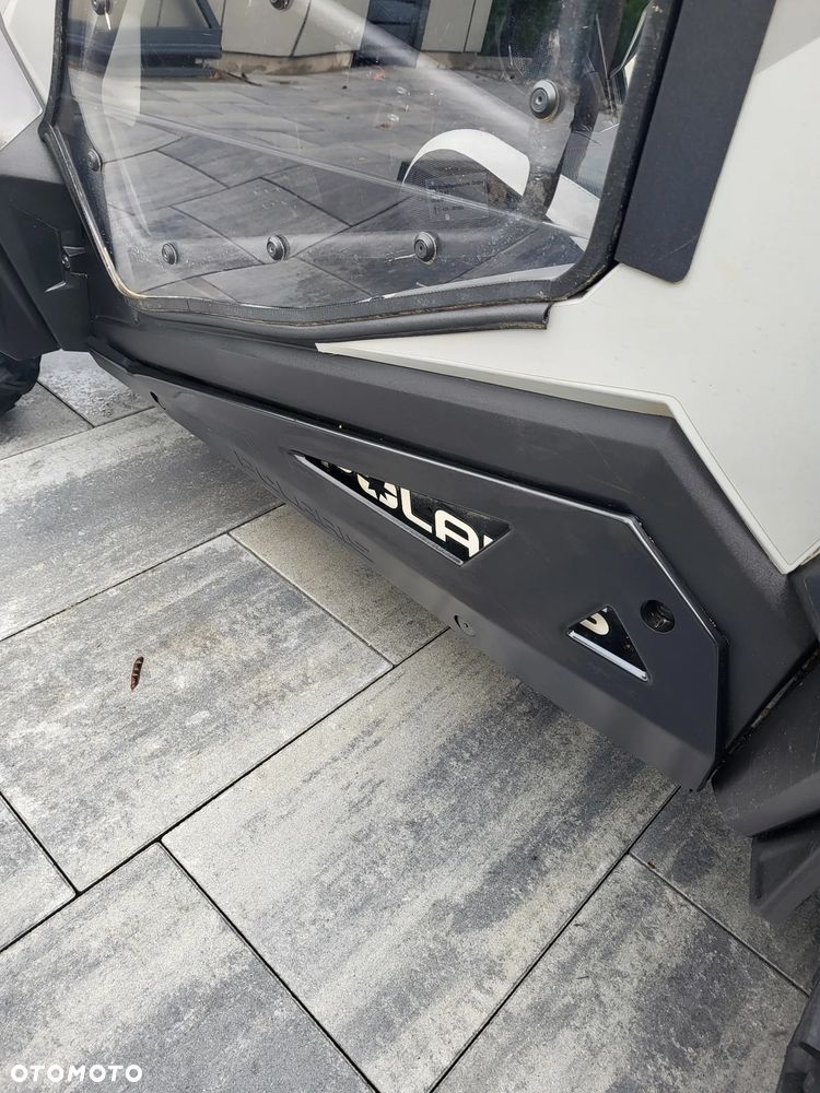 Polaris RZR - 6