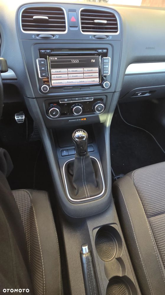 Volkswagen Golf 2.0 TDI DPF GT - 13