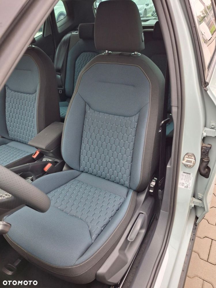 Seat Arona 1.0 TSI Style S&S DSG - 13