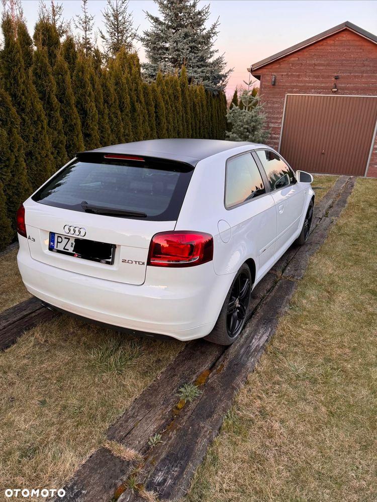 Audi A3 3-drzwiowe 2.0 TDI S Line Sportpaket plus - 4