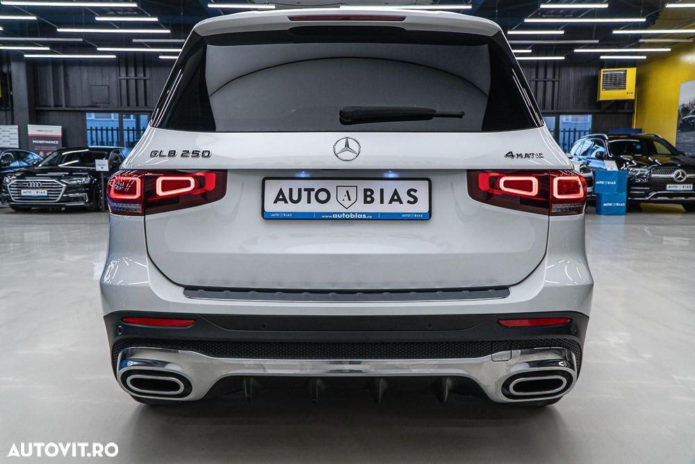 Mercedes-Benz GLB 250 4MATIC Aut. - 26