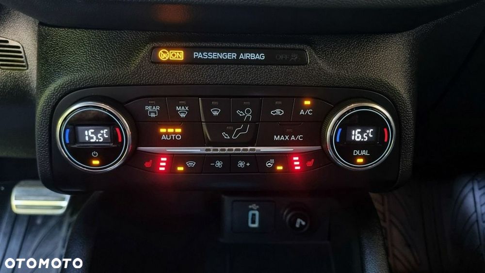 Ford Focus - 20