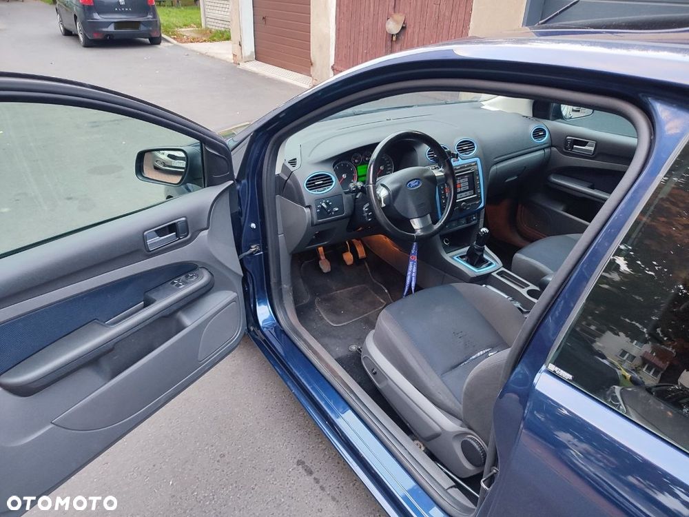 Ford Focus - 8