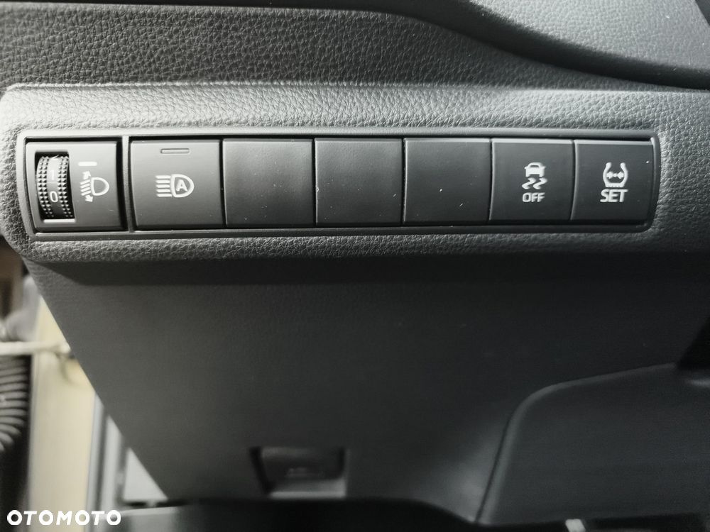 Toyota Corolla 1.8 Hybrid Comfort - 22