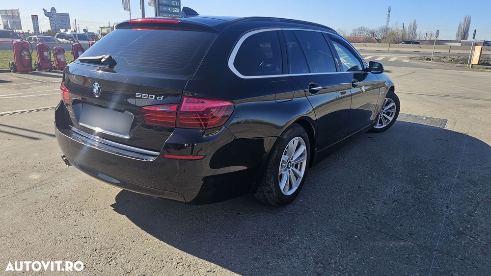 BMW Seria 5 520d Aut. Luxury Line - 4