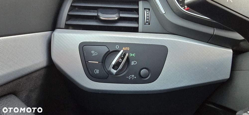 Audi A4 Allroad 2.0 TDI S tronic - 33