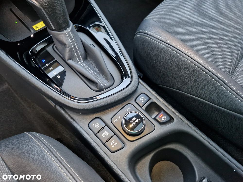 Toyota Yaris Cross Hybrid 1.5 Premiere Edition AWD - 18