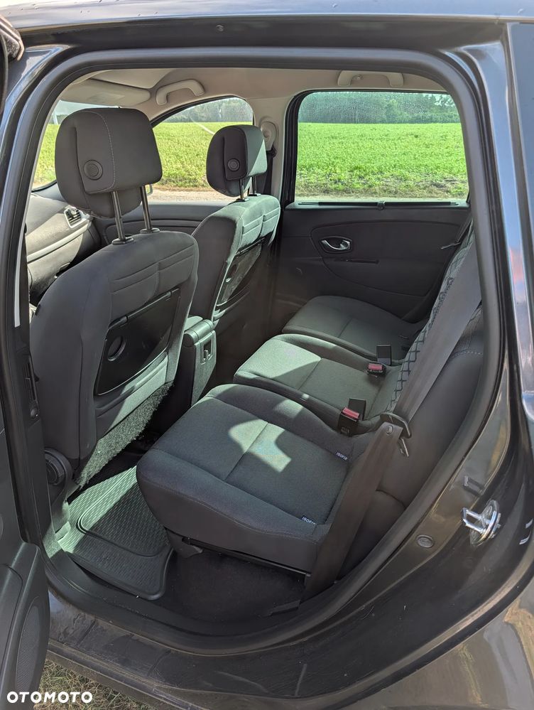 Renault Scenic 1.5 dCi Tech Run EDC - 6