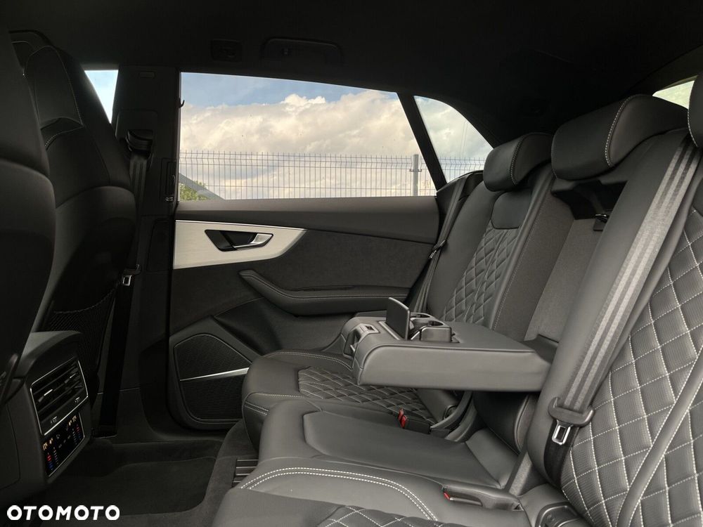 Audi Q8 - 20
