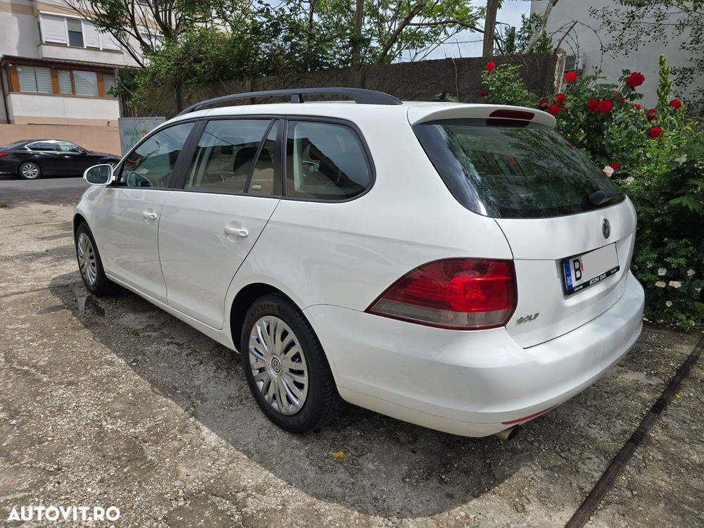 Volkswagen Golf 1.6 TDI BMT Comfortline - 10