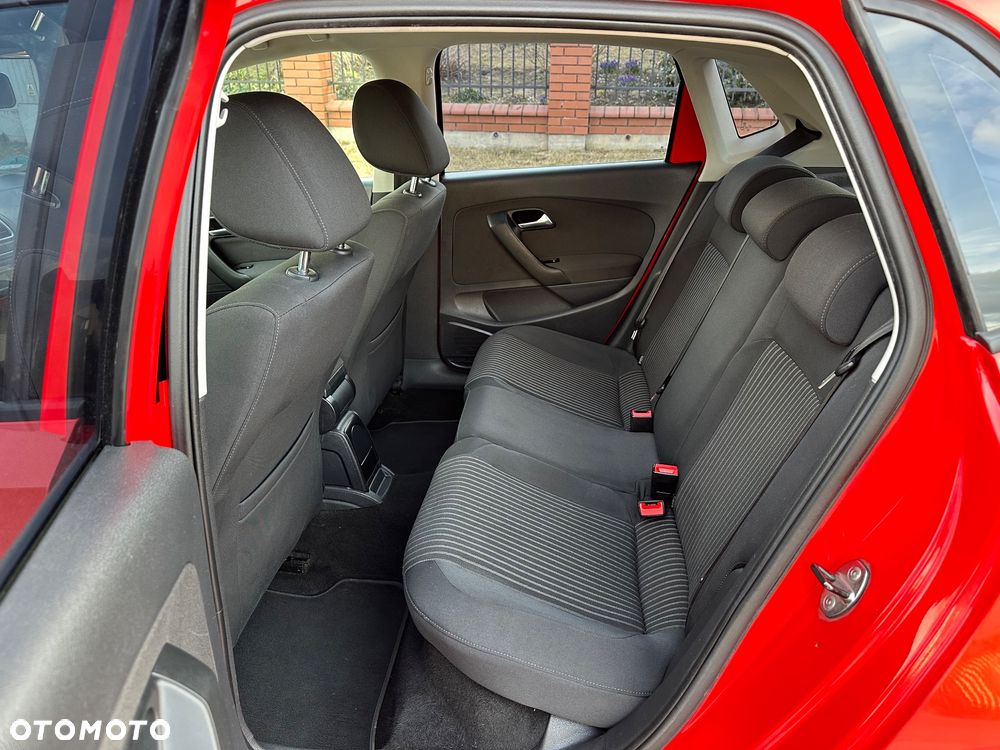 Volkswagen Polo 1.4 16V Comfortline - 16