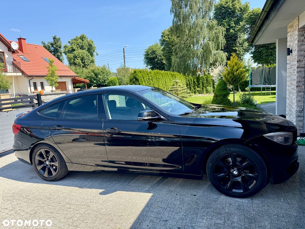 BMW 3GT 320d xDrive Sport Line - 2
