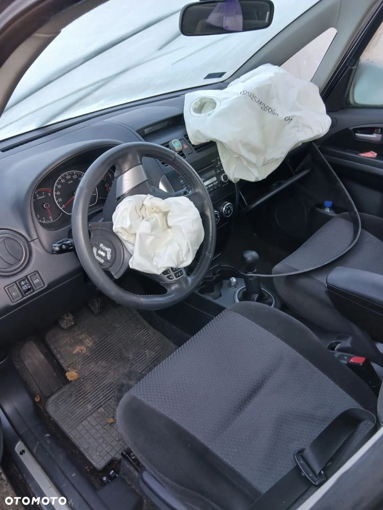 SUZUKI SX4 SEDAN 07- SILNIK SKRZYNIA BIEGÓW maska drzwi zderzak klapa tył LAK ZY4 - 5