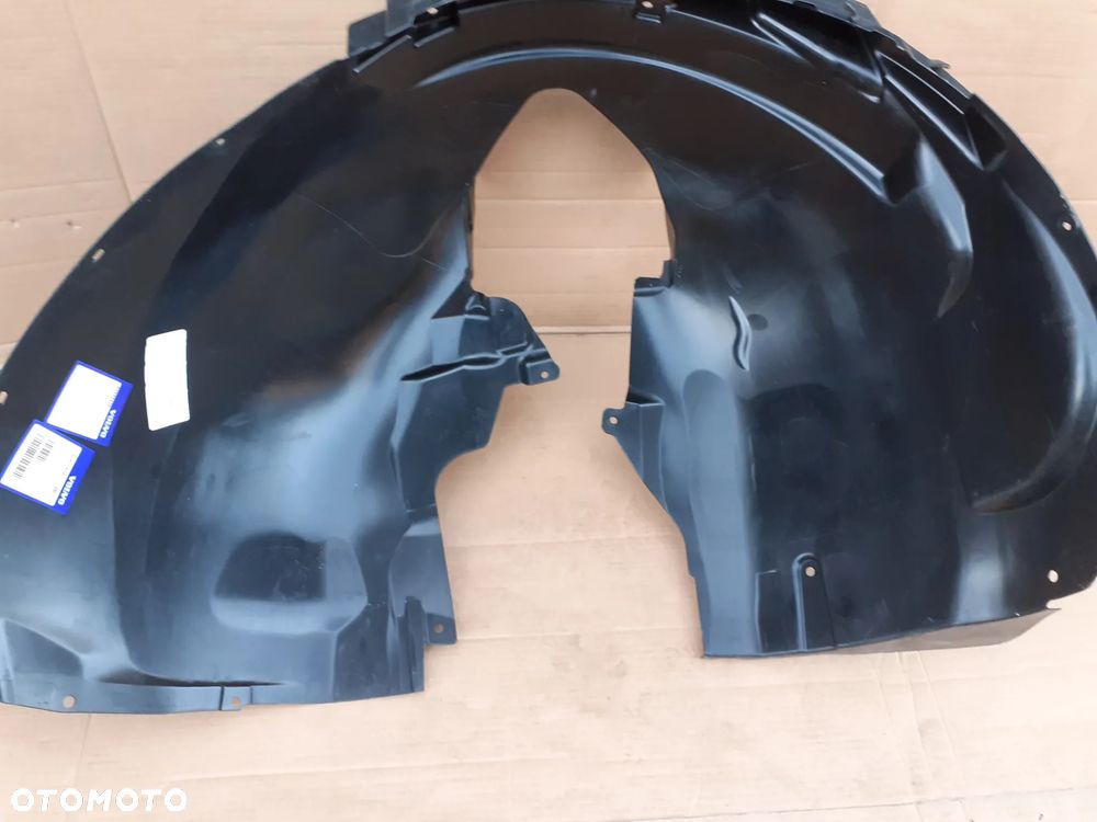 Nadkole lewe przód Volvo XC60 II 18-21r.32372421. - 5