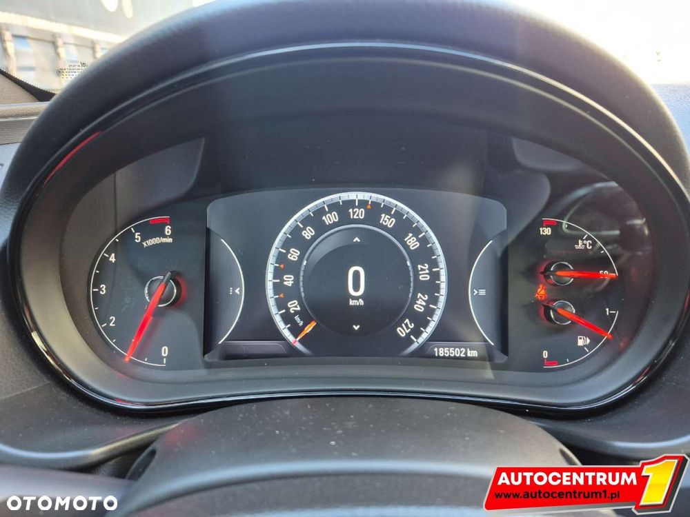 Opel Insignia - 20