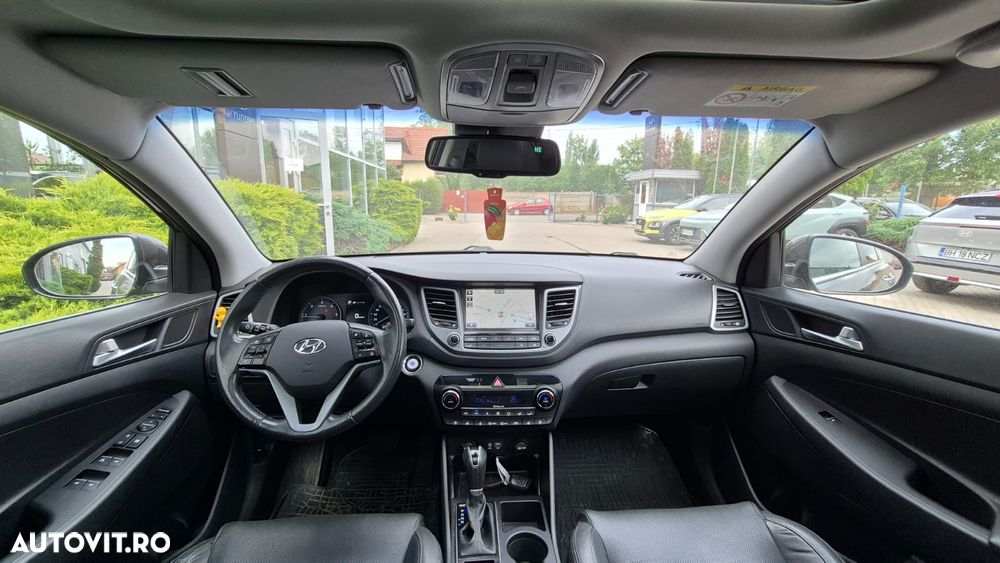 Hyundai Tucson 2.0 CRDI 4WD 6AT Luxury Pack+ - 11