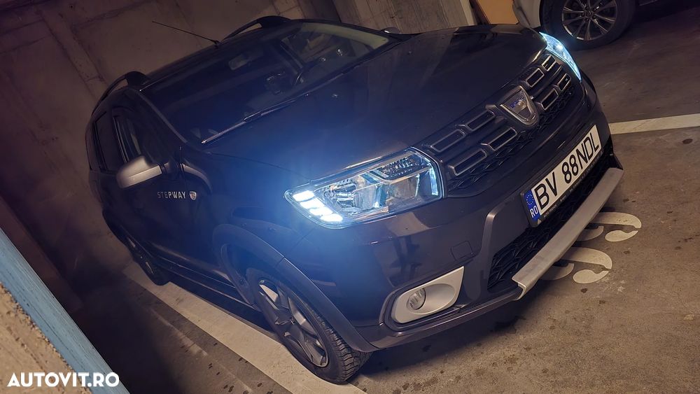 Dacia Logan Stepway TCe 100 GPL - 2