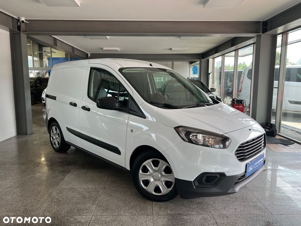 Ford Transit Courier - 2