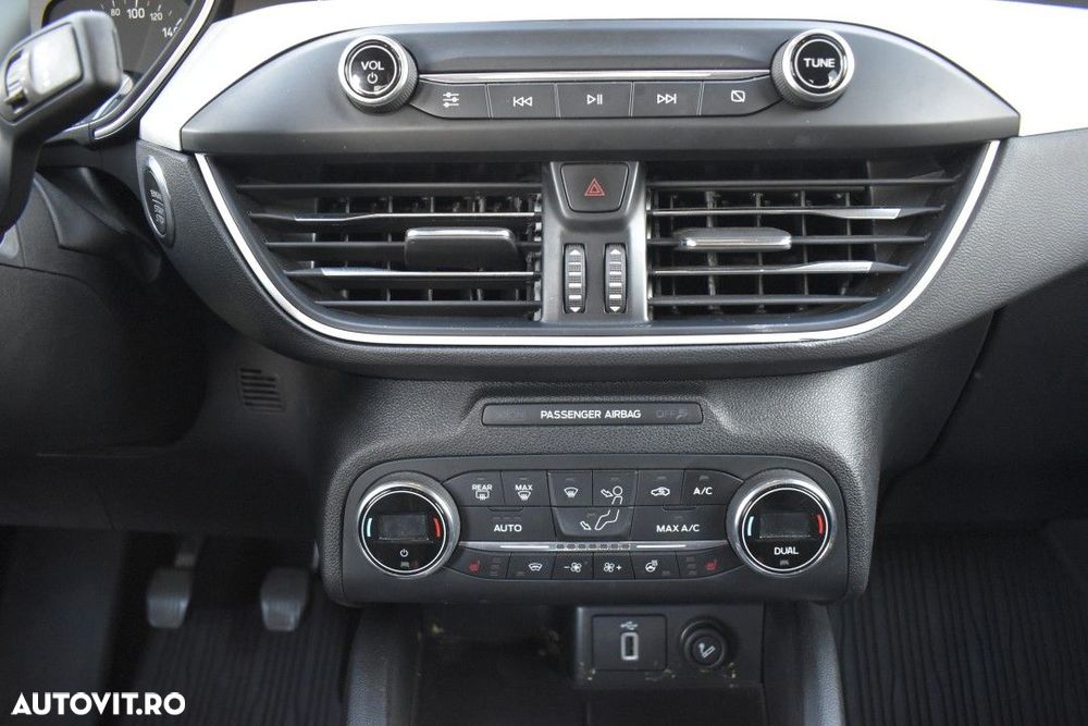 FORD Focus 2020 — imagine 26