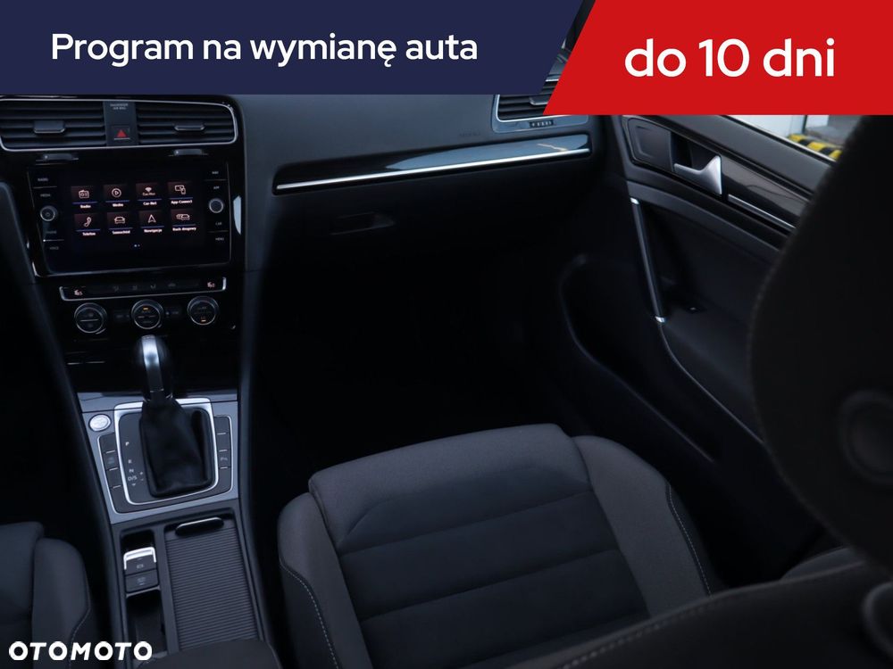 Volkswagen Golf Variant - 10