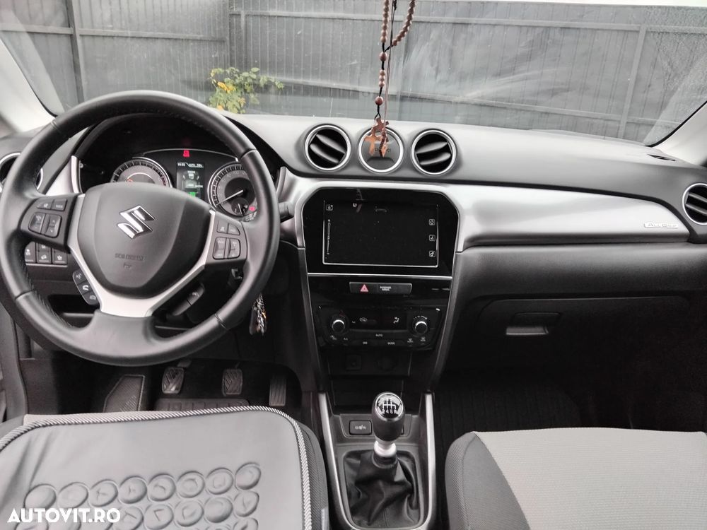 Suzuki Vitara 1.4 Boosterjet AllGrip MHEV Passion - 5
