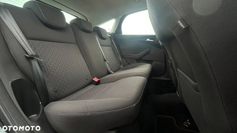 Ford Focus 1.6 Edition Start - 22