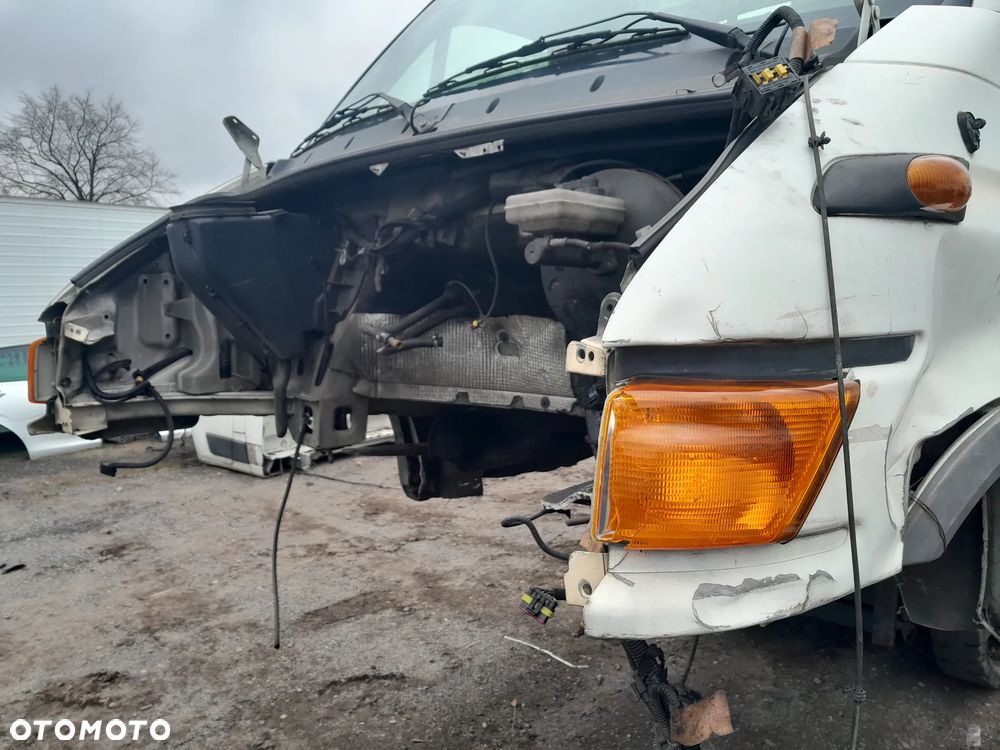 Ćwiartka prawa / LEWA Iveco Daily III 99-05r. Błotnik !! - 2