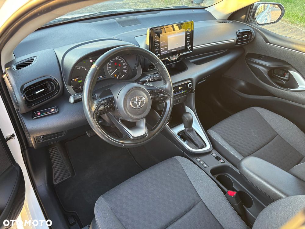 Toyota Yaris Hybrid 1.5 Active - 11