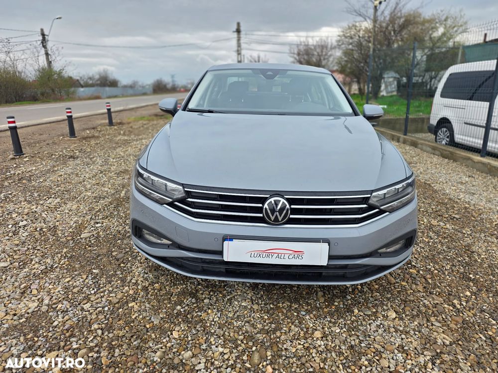 Volkswagen Passat 2.0 TDI DSG Comfortline - 1