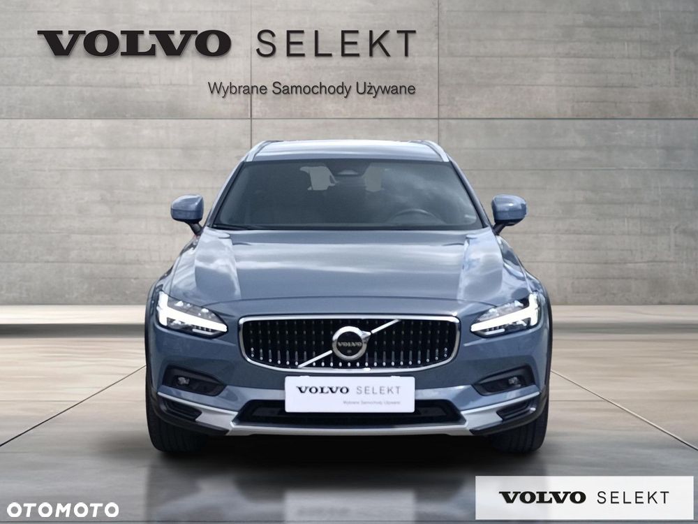Volvo V90 Cross Country - 3