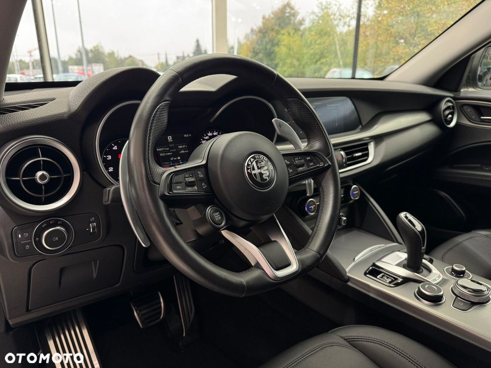 Alfa Romeo Stelvio 2.0 Turbo Sprint Q4 - 8