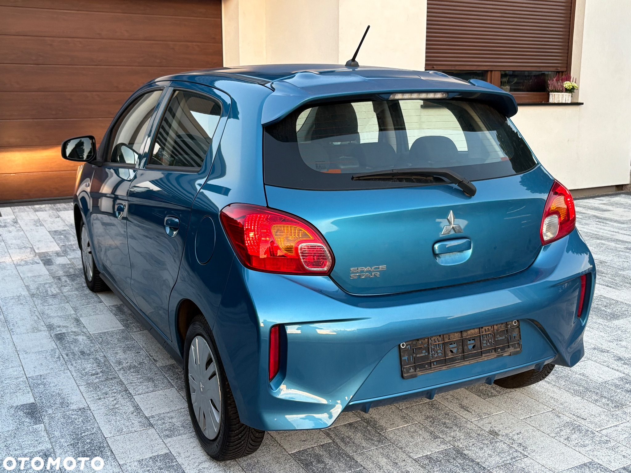 Mitsubishi Space Star 1.2 Select - 3