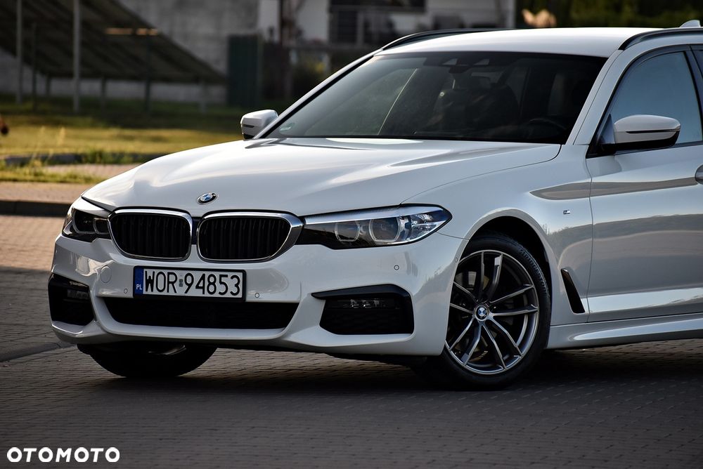 BMW Seria 5 520d M Sport Edition - 12